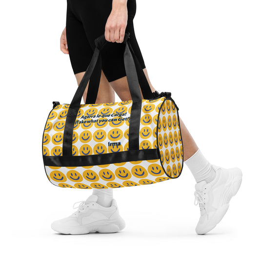 Agarra lo que Caiga by Irma All-over print gym bag
