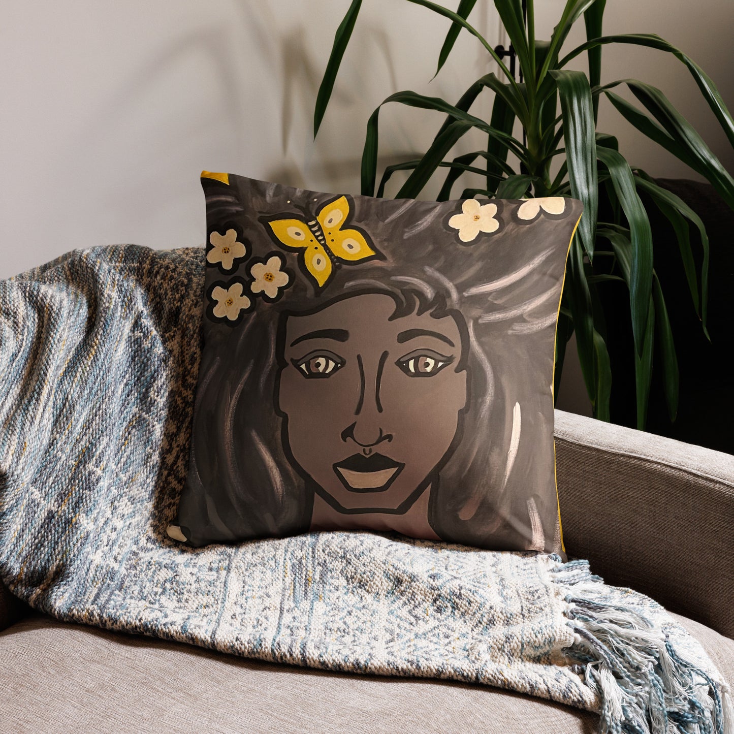 Mujer Moderna Yellow by Irma Basic Pillow